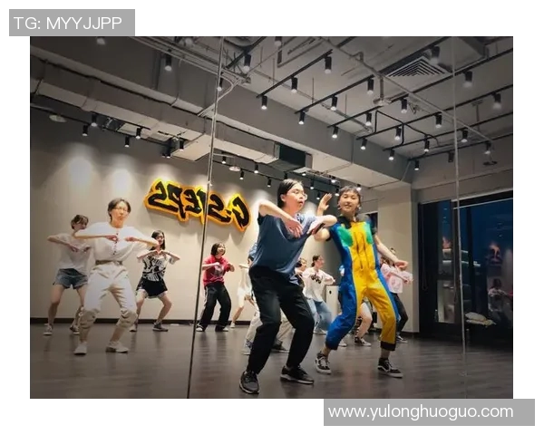 街舞新手必看：从零开始的技术入门与实用技巧全攻略